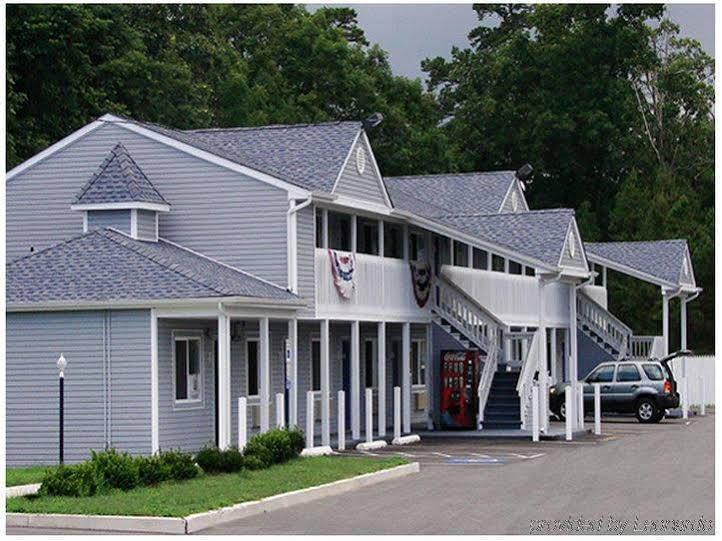 Village Inn & Suites - 스미스빌 외부 사진